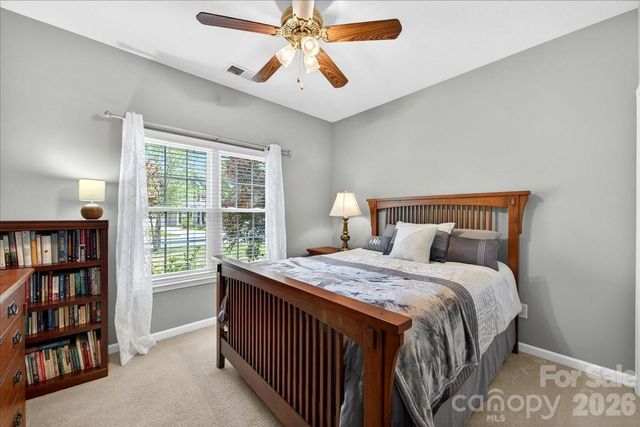 16046 Stuarts Draft Court, Charlotte, NC 28278