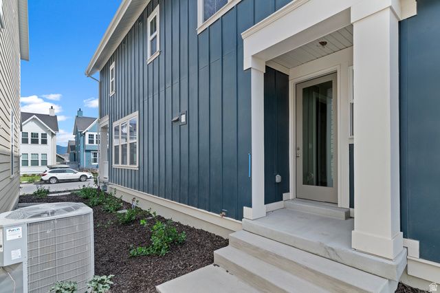 11184 S FORDMAN WAY, South Jordan, UT 84009