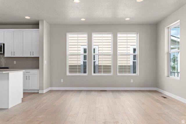 11184 S FORDMAN WAY, South Jordan, UT 84009