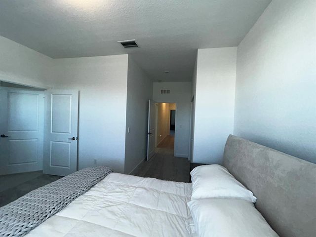 317 SE Crossoak Lane, Port St Lucie, FL 34984