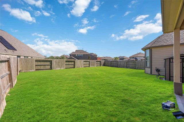 12721 Flora Manor Drive, La Marque, TX 77568