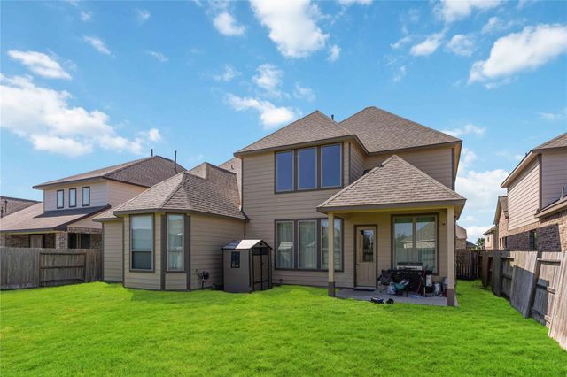 12721 Flora Manor Drive, La Marque, TX 77568