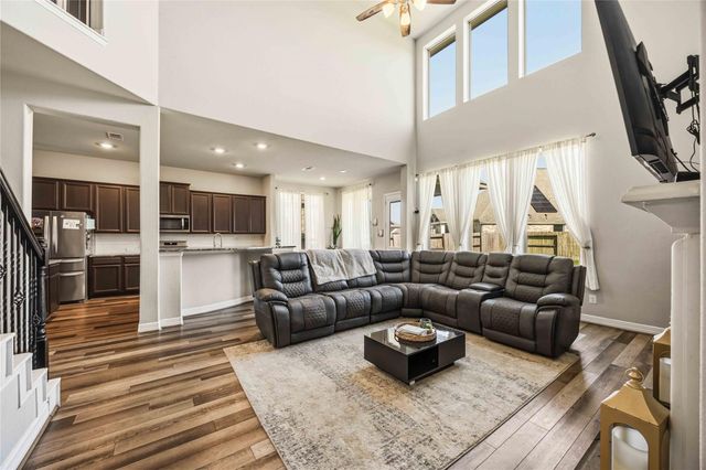 12721 Flora Manor Drive, La Marque, TX 77568