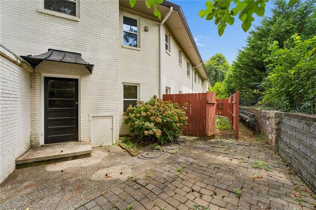 2477 N Decatur Road B2, Decatur, GA 30033