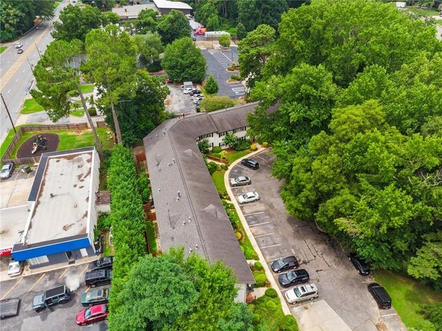 2477 N Decatur Road B2, Decatur, GA 30033
