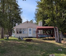 8791 S Old State Avenue, Farwell, MI 48622