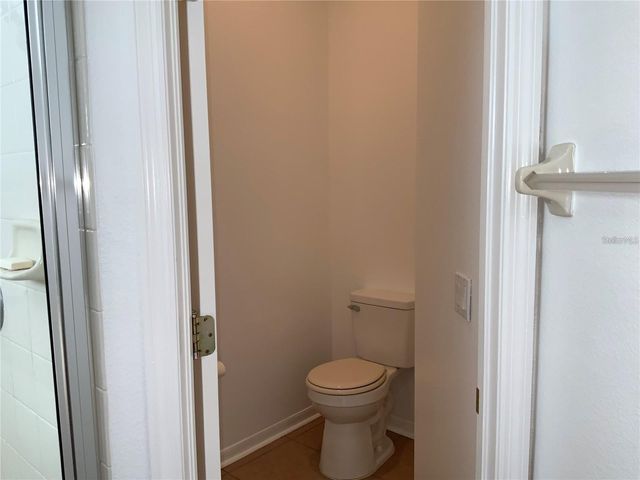 9730 WHITE BARN WAY, Riverview, FL 33569