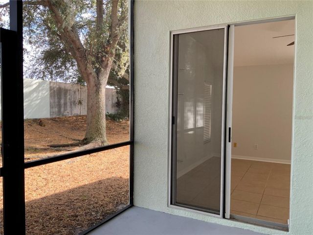 9730 WHITE BARN WAY, Riverview, FL 33569