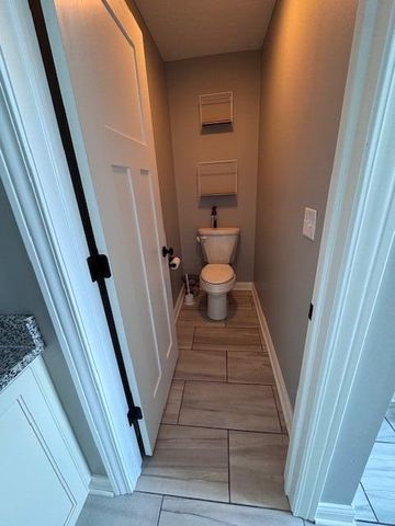 1045 Damon Drive, Washington Court House, OH 43160