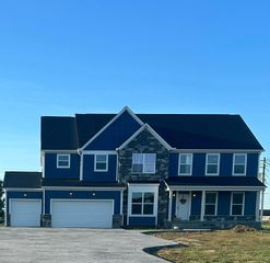 1045 Damon Drive, Washington Court House, OH 43160