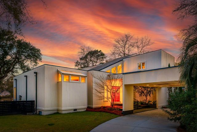 1015 Casseque Province, Mount Pleasant, SC 29464