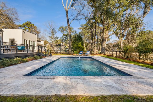 1015 Casseque Province, Mount Pleasant, SC 29464