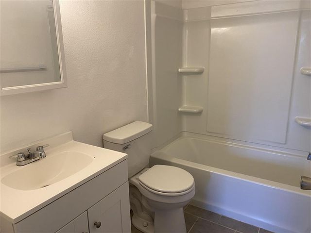 2429 Duraso Drive, Westlake, LA 70669
