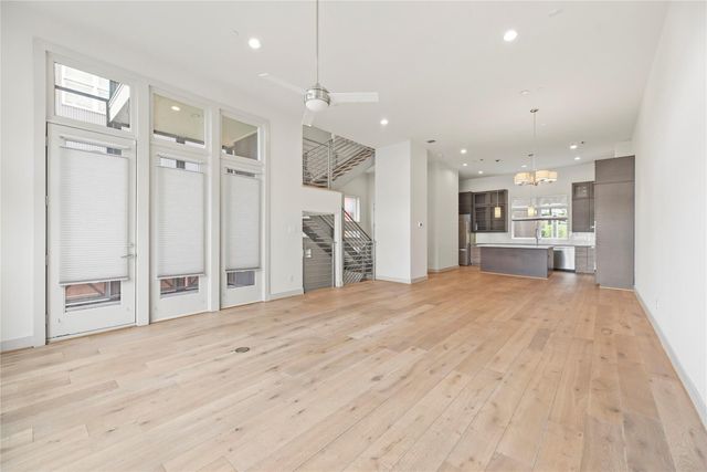 723 Nagle Street, Houston, TX 77003