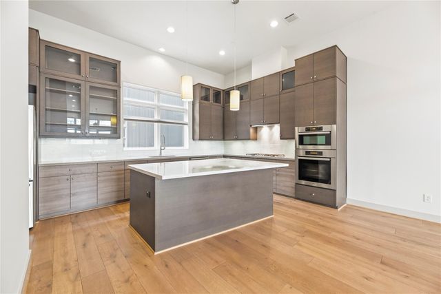 723 Nagle Street, Houston, TX 77003