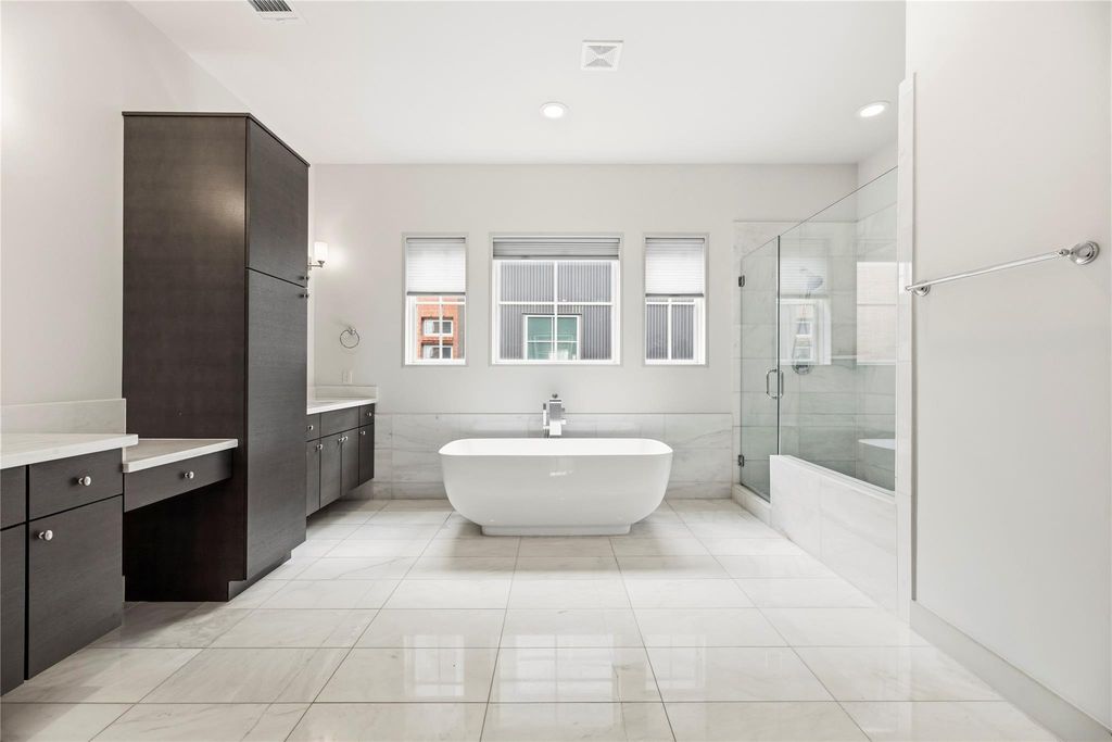 723 Nagle Street, Houston, TX 77003