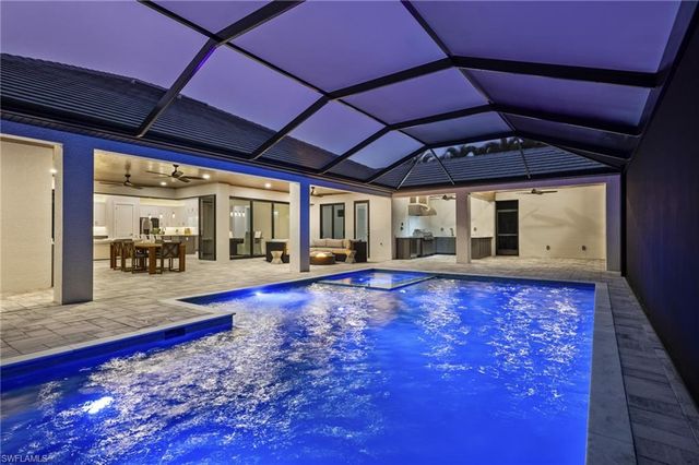 5513 Merlyn LN, Cape Coral, FL 33914