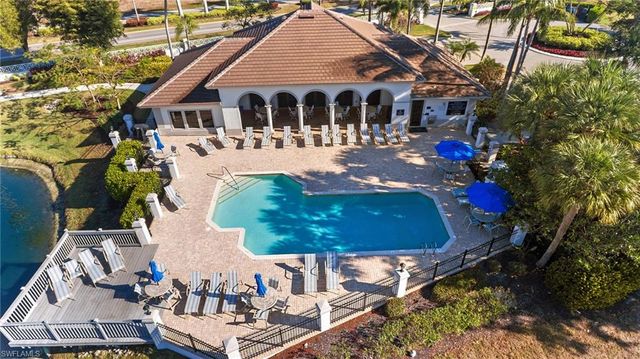 5513 Merlyn LN, Cape Coral, FL 33914