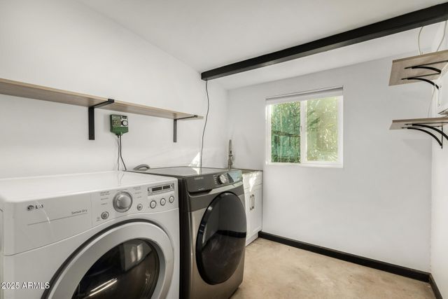 4713 E HIDALGO Avenue, Phoenix, AZ 85040