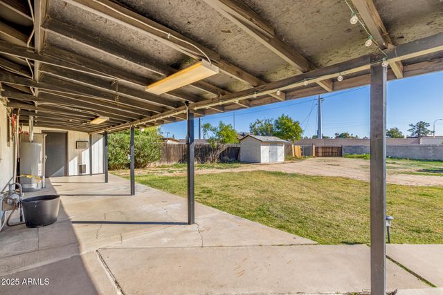 4713 E HIDALGO Avenue, Phoenix, AZ 85040