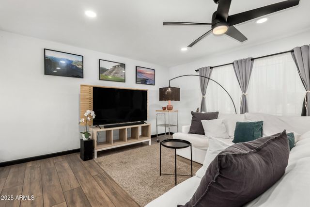 4713 E HIDALGO Avenue, Phoenix, AZ 85040