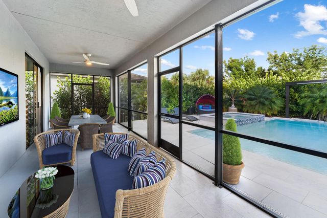 4458 Providence Way, Oakland Park, FL 33309