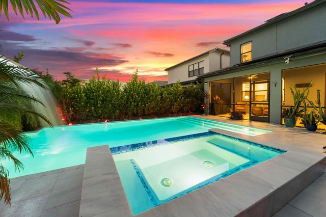 4458 Providence Way, Oakland Park, FL 33309