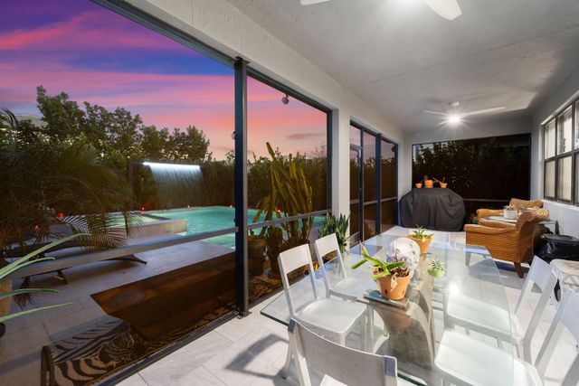 4458 Providence Way, Oakland Park, FL 33309