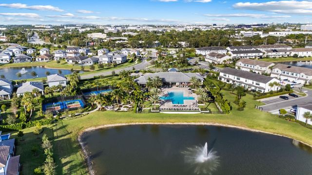 4458 Providence Way, Oakland Park, FL 33309