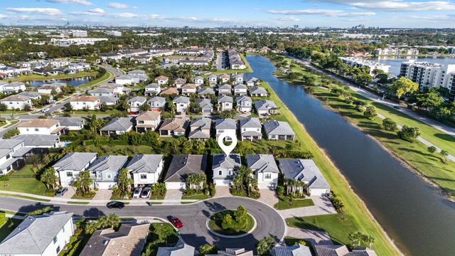 4458 Providence Way, Oakland Park, FL 33309