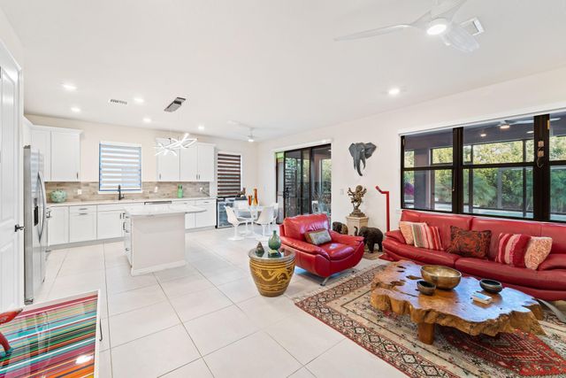 4458 Providence Way, Oakland Park, FL 33309