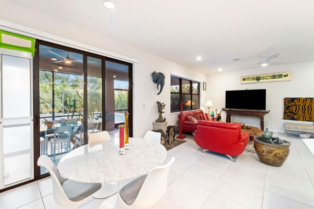 4458 Providence Way, Oakland Park, FL 33309