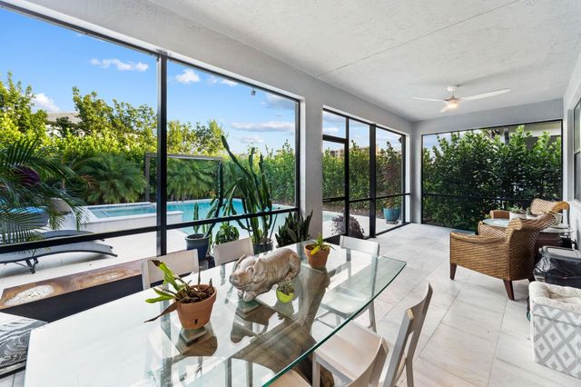 4458 Providence Way, Oakland Park, FL 33309