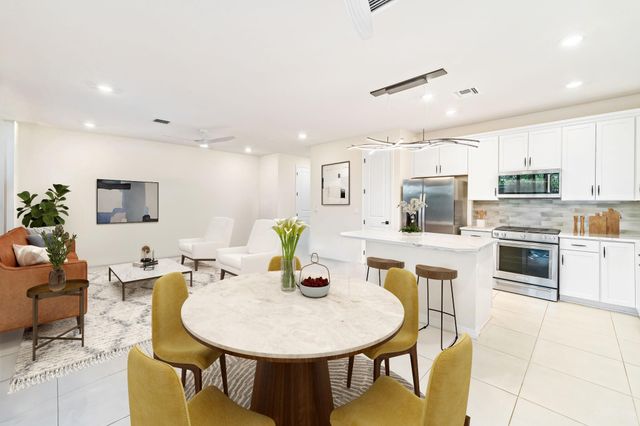 4458 Providence Way, Oakland Park, FL 33309