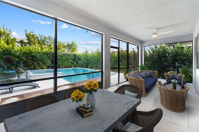 4458 Providence Way, Oakland Park, FL 33309