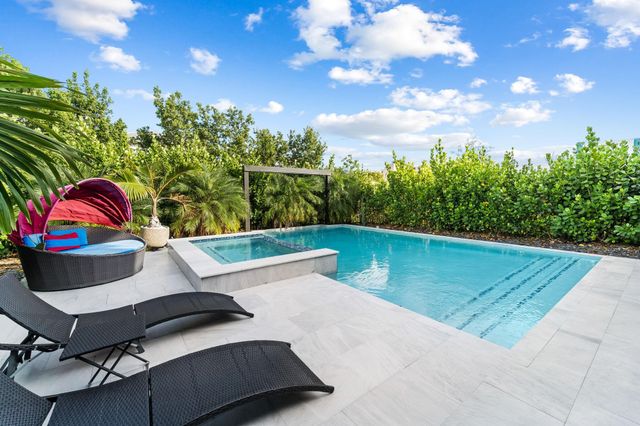 4458 Providence Way, Oakland Park, FL 33309