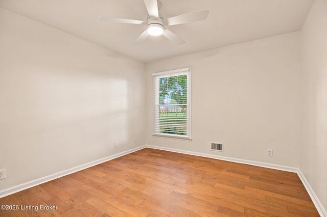 3111 Dunleith Ct, Louisville, KY 40241