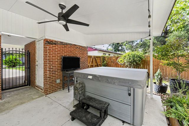 2633 Dellwood Avenue, North Charleston, SC 29405