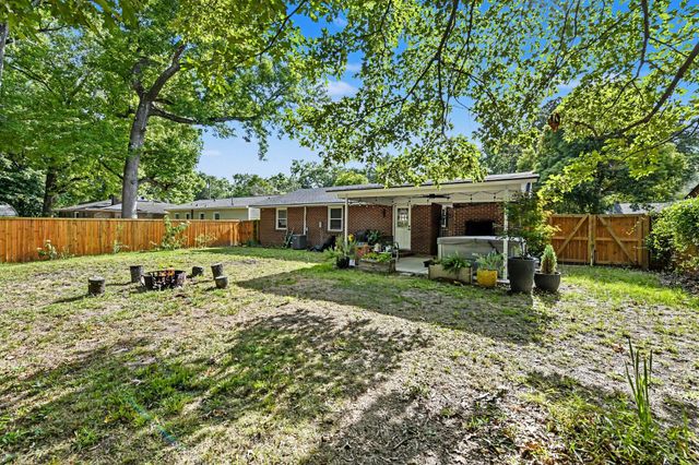 2633 Dellwood Avenue, North Charleston, SC 29405