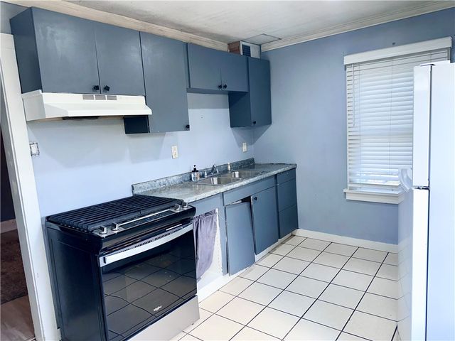 513 Harmony Avenue, Rochester, PA 15074