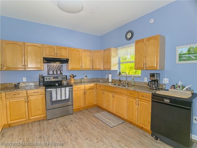 1550 Meadowbrook Street, Lake Placid, FL 33852