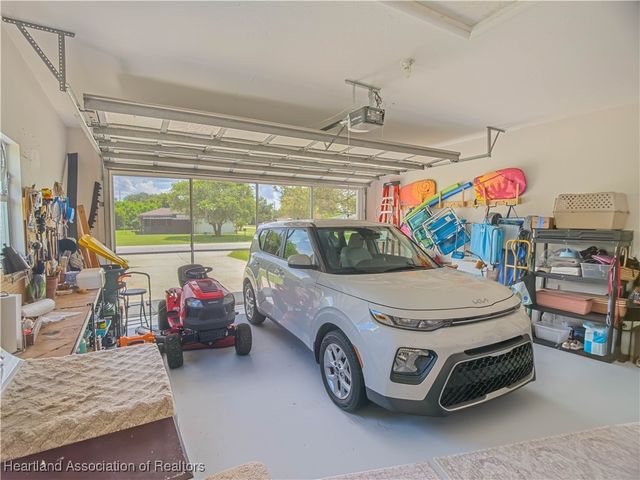 1550 Meadowbrook Street, Lake Placid, FL 33852