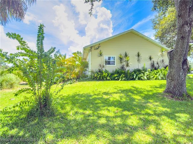 1550 Meadowbrook Street, Lake Placid, FL 33852