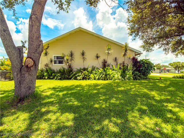 1550 Meadowbrook Street, Lake Placid, FL 33852