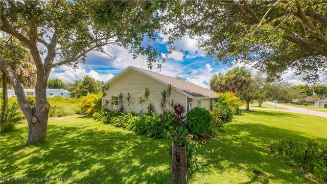 1550 Meadowbrook Street, Lake Placid, FL 33852