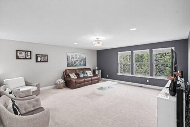 6147 Birchcrest Lane, Commerce Twp, MI 48382