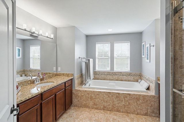 6147 Birchcrest Lane, Commerce Twp, MI 48382