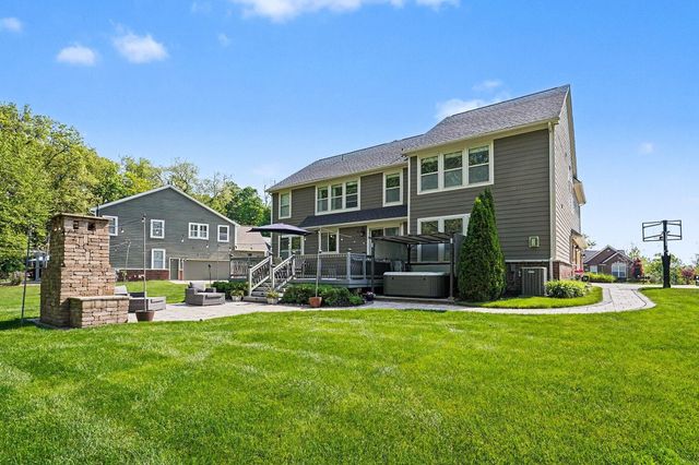 6147 Birchcrest Lane, Commerce Twp, MI 48382
