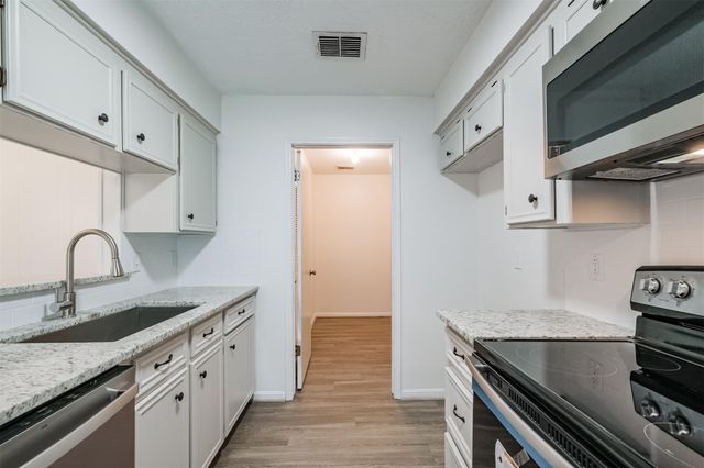 3311 Palm Desert Lane B, Missouri City, TX 77459