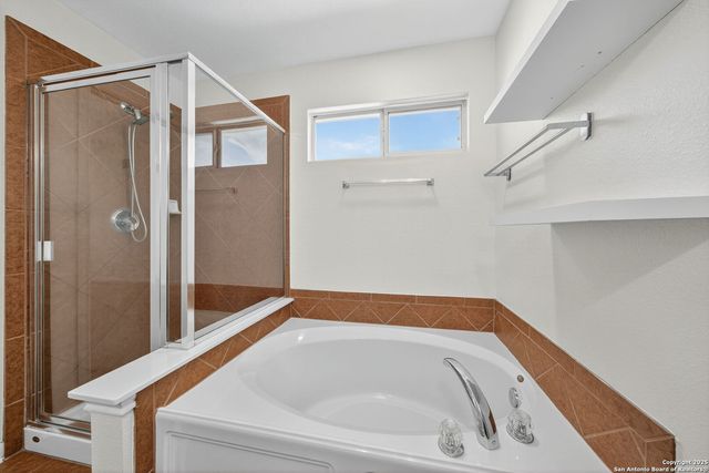 511 SEDBERRY CT, San Antonio, TX 78258